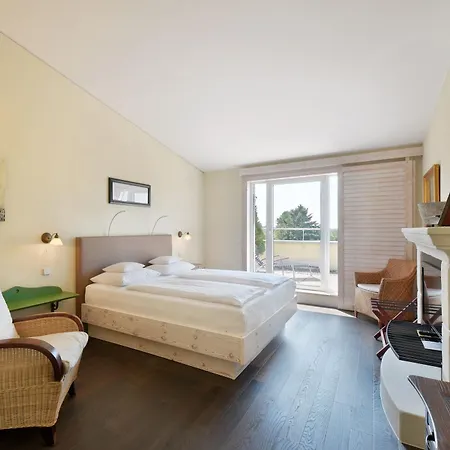 Otel Hirschen In Freiburg-lehen 4*