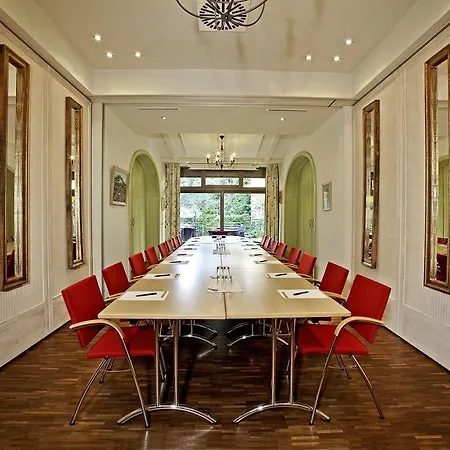 Hotel Hirschen In Freiburg-lehen 4*